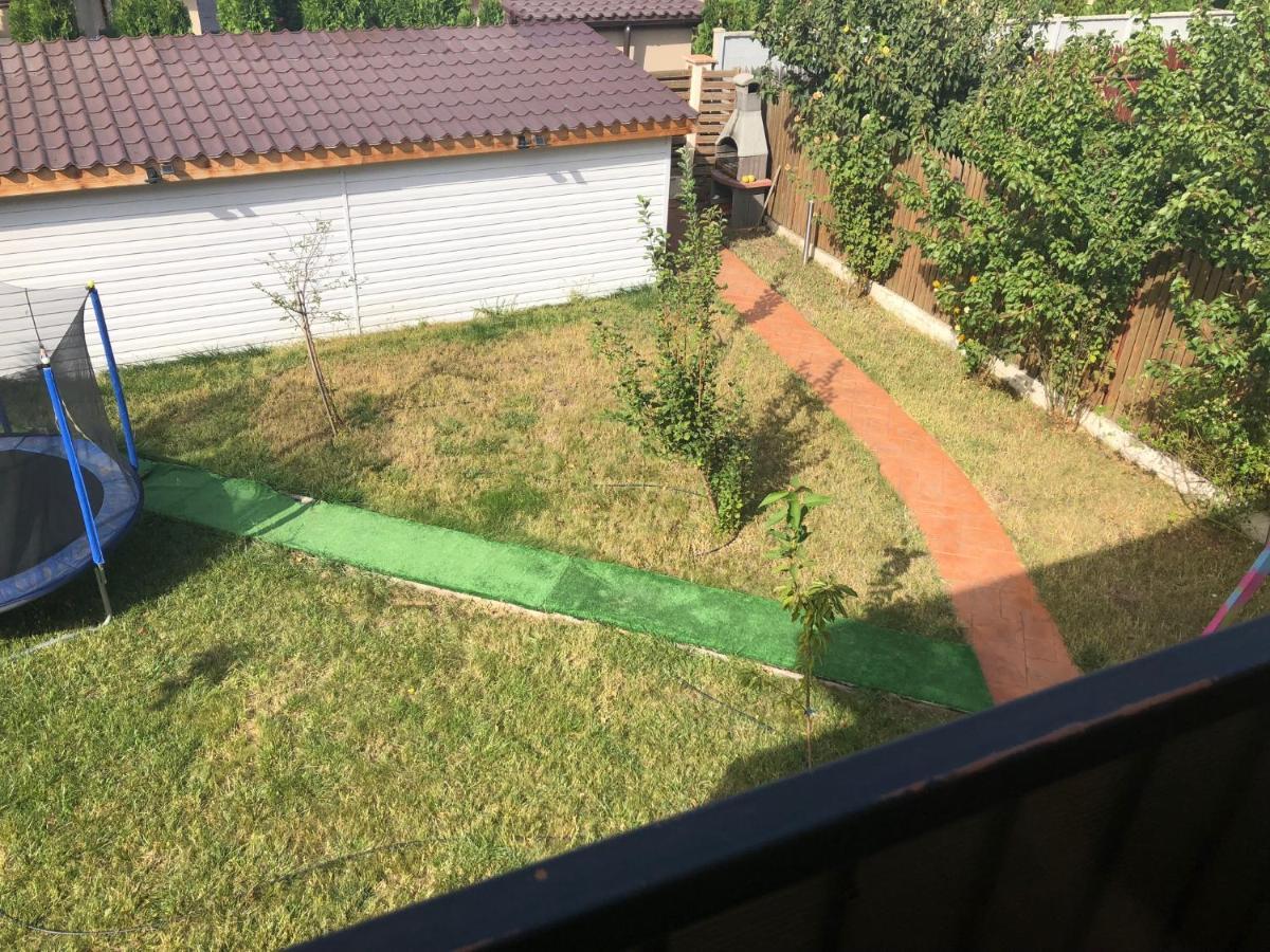 Vila Cu Trandafiri Cozy Apartments 2 Camere Bragadiru Buitenkant foto
