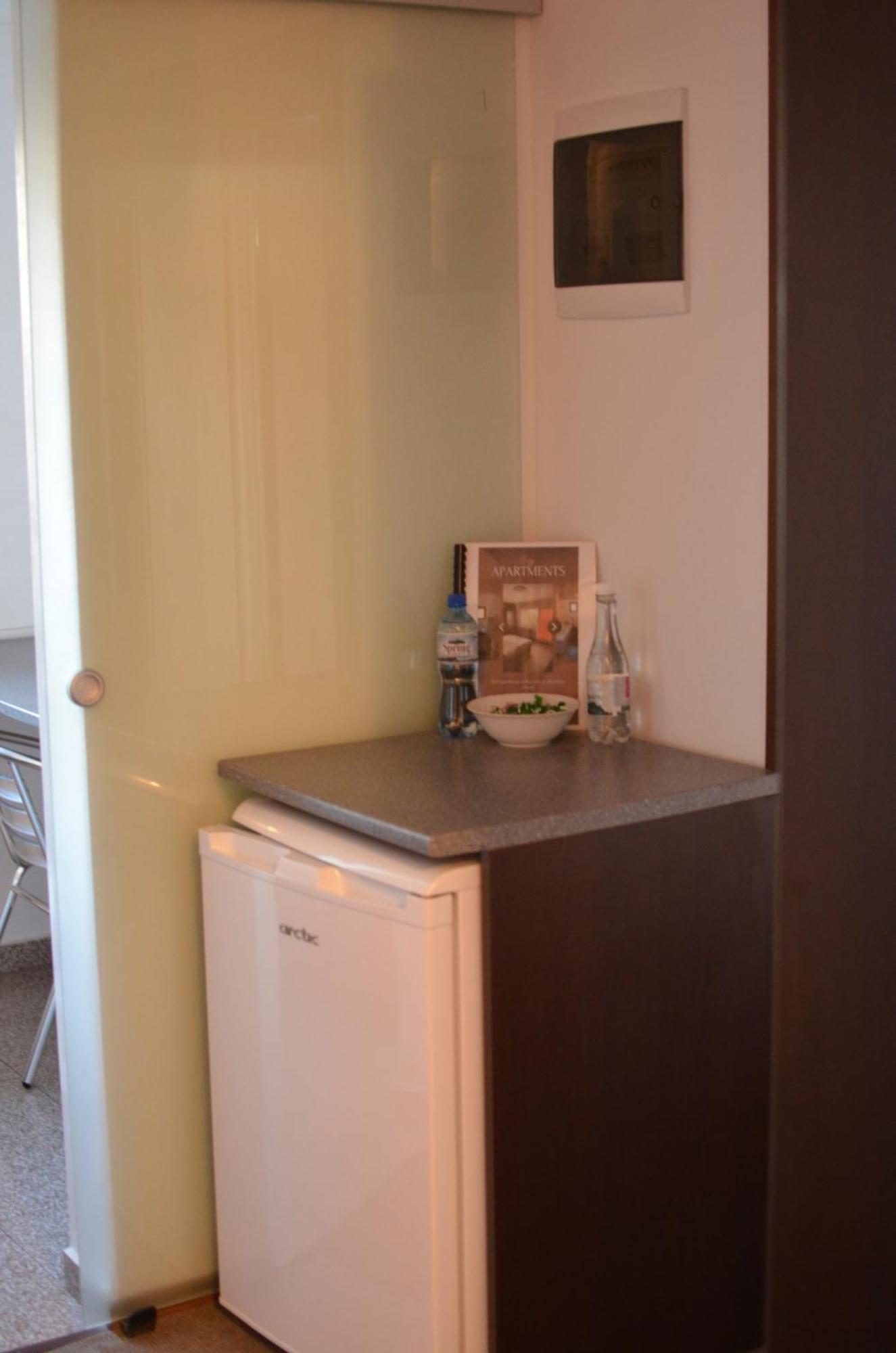 Vila Cu Trandafiri Cozy Apartments 2 Camere Bragadiru Buitenkant foto